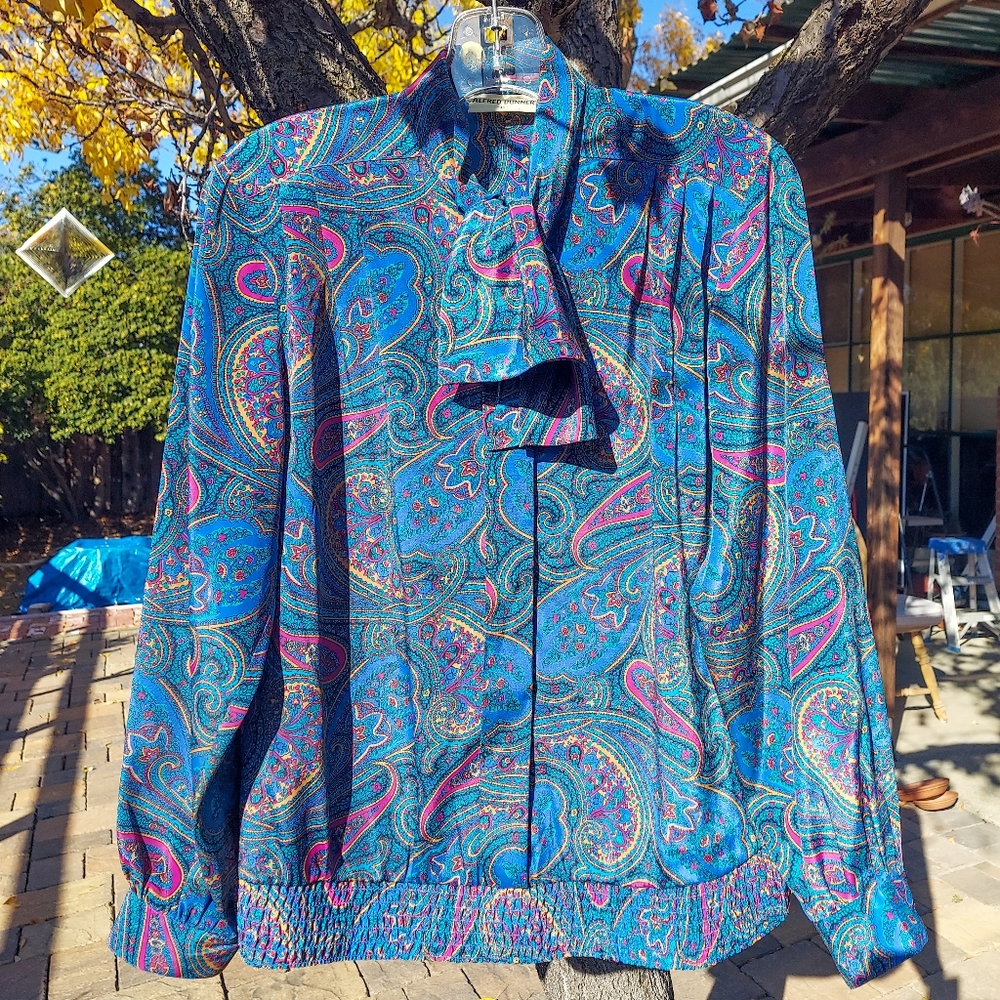 Vintage Alfred Dunner 80s 90s Paisley Blue Pink Yellow Button Up Cravat Shirt